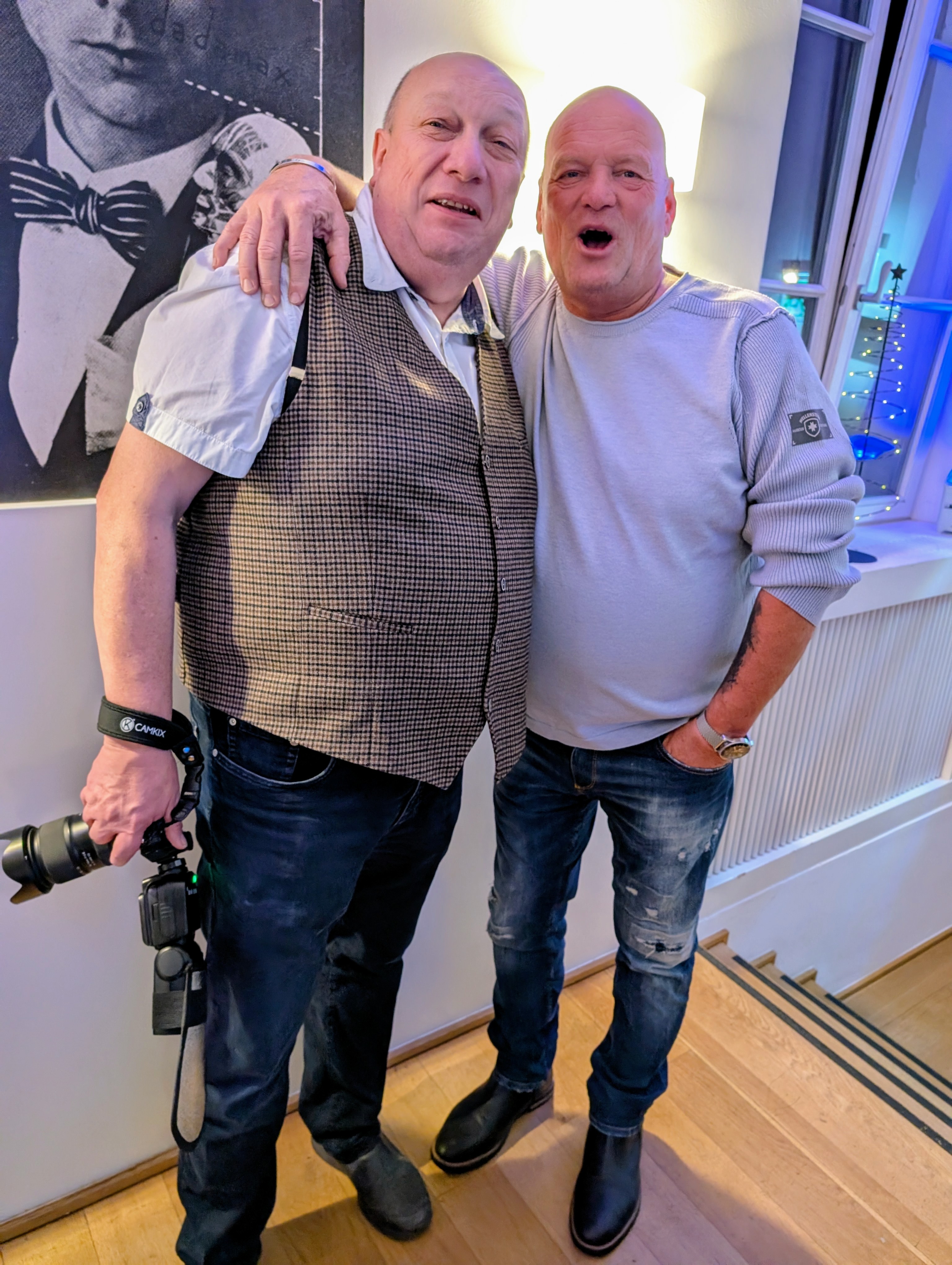 ca1cc50c 8371 4dcc aa4a 19a55535c3f6 ebba257f 838e 421f a1e4 3822b4d36c212